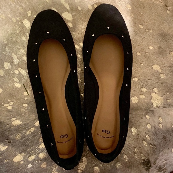 GAP Shoes - Nwot • black stud ballet flat GAP Shoes - Nwot • black stud ballet flat